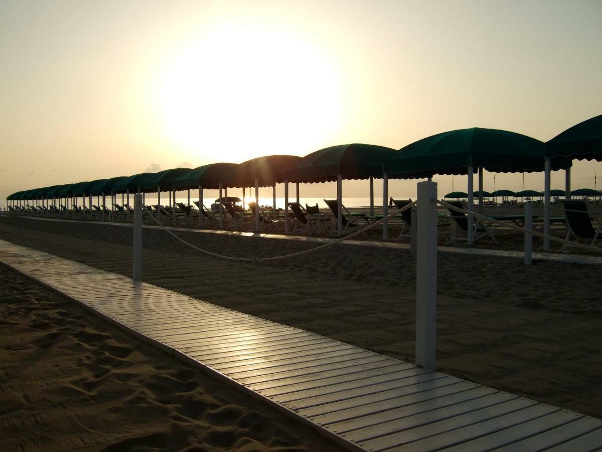 Villa Italy Marina di Pietrasanta Luaran gambar